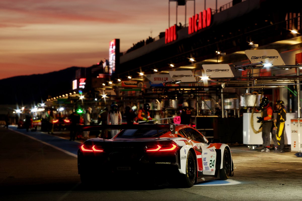 GTWorldChEu's tweet image. About last night 😍

📆 11 - 12 April 2026
🎟️ Link in bio

#GTWorld | #GT3 #Motorsport