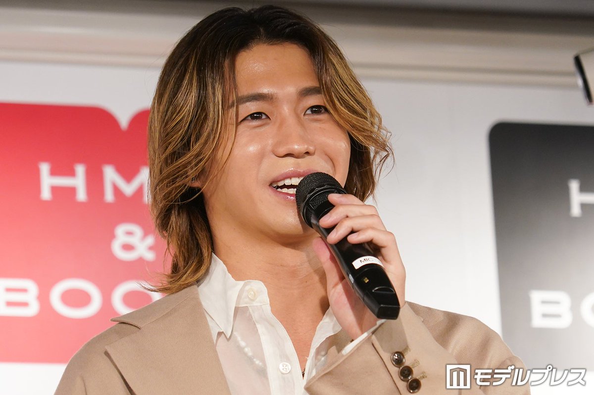 modelpress's tweet photo. 【写真追加📸】FANTASTICS瀬口黎弥
写真集『Lei』発売記念イベント💪🏻
https://t.co/nxPvVfrgEk

◻️“瀬口のオチリ”アピール
「僕のお尻、めっちゃキュートなんですよ」
◻️八木勇征に期待も✨
「勇征とかもどれぐらい仕上げてくるのかな」

#Lei @fantastics_fext https://t.co/pmwH8KxldW