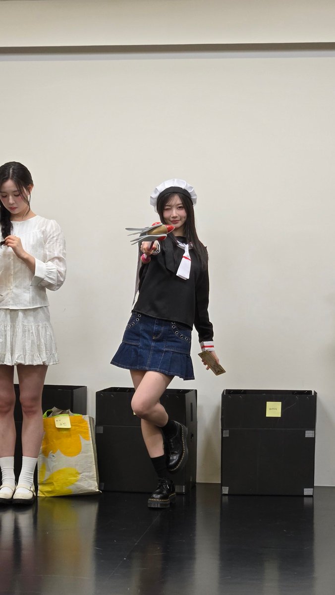 mystery_oyster's tweet image. Card captor Kaede and Satoru Lynn 😵 #tripleS #msnz #kaede #lynn #seoyeon #jiyeon