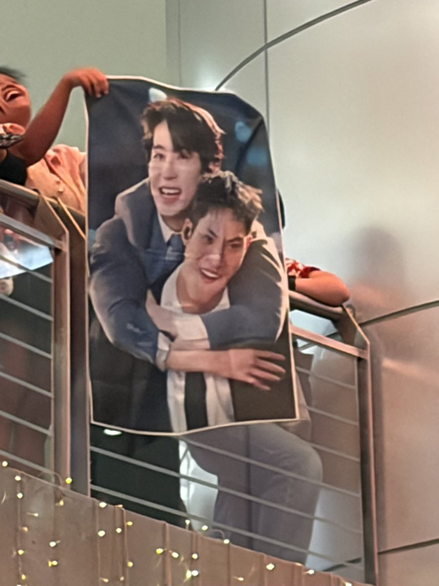 aji ౨ৎ tweet media