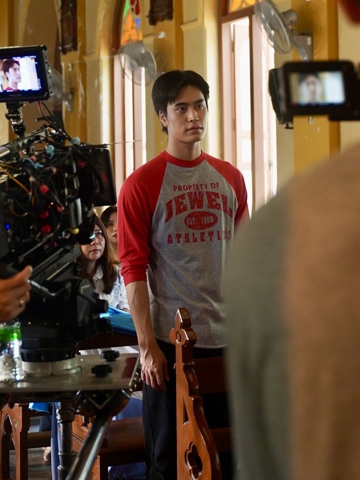 нoиεуfourth² tweet media