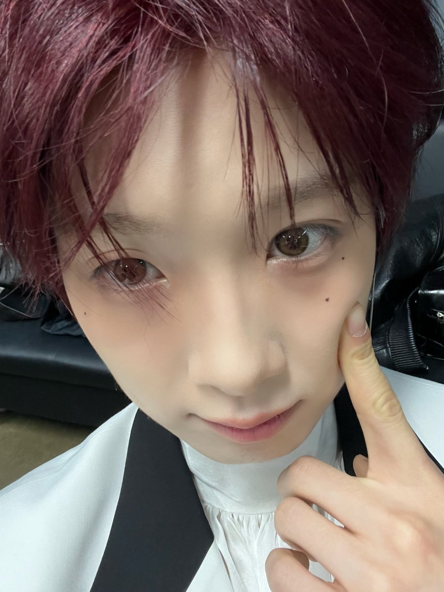 _AMPERSANDONE_'s tweet image. Studio Choom 한번더 볼까? 

#앰퍼샌드원 #AMPERSANDONE 
#카이렐 #KYRELL