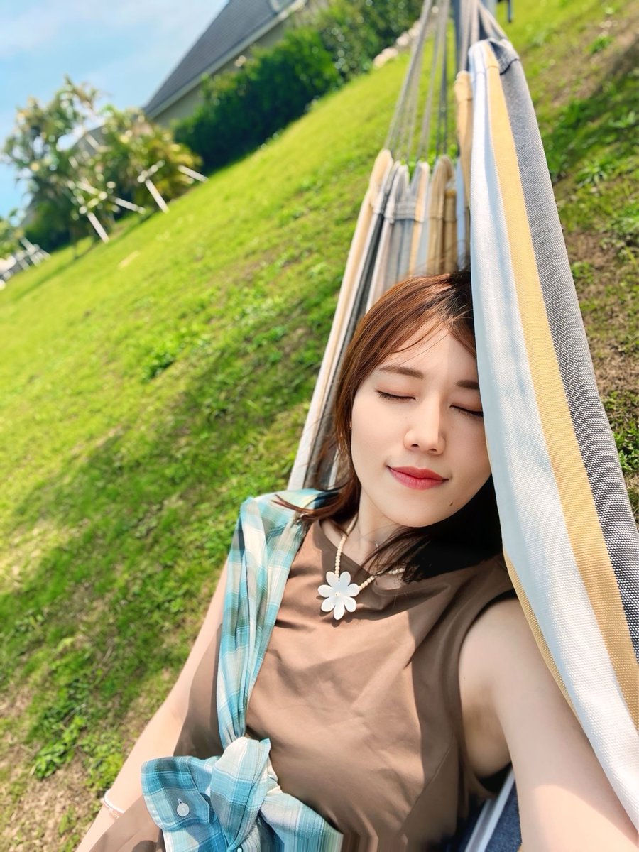 風に揺られてちょっとひと休み🌿
※数分後、落下イベント発生