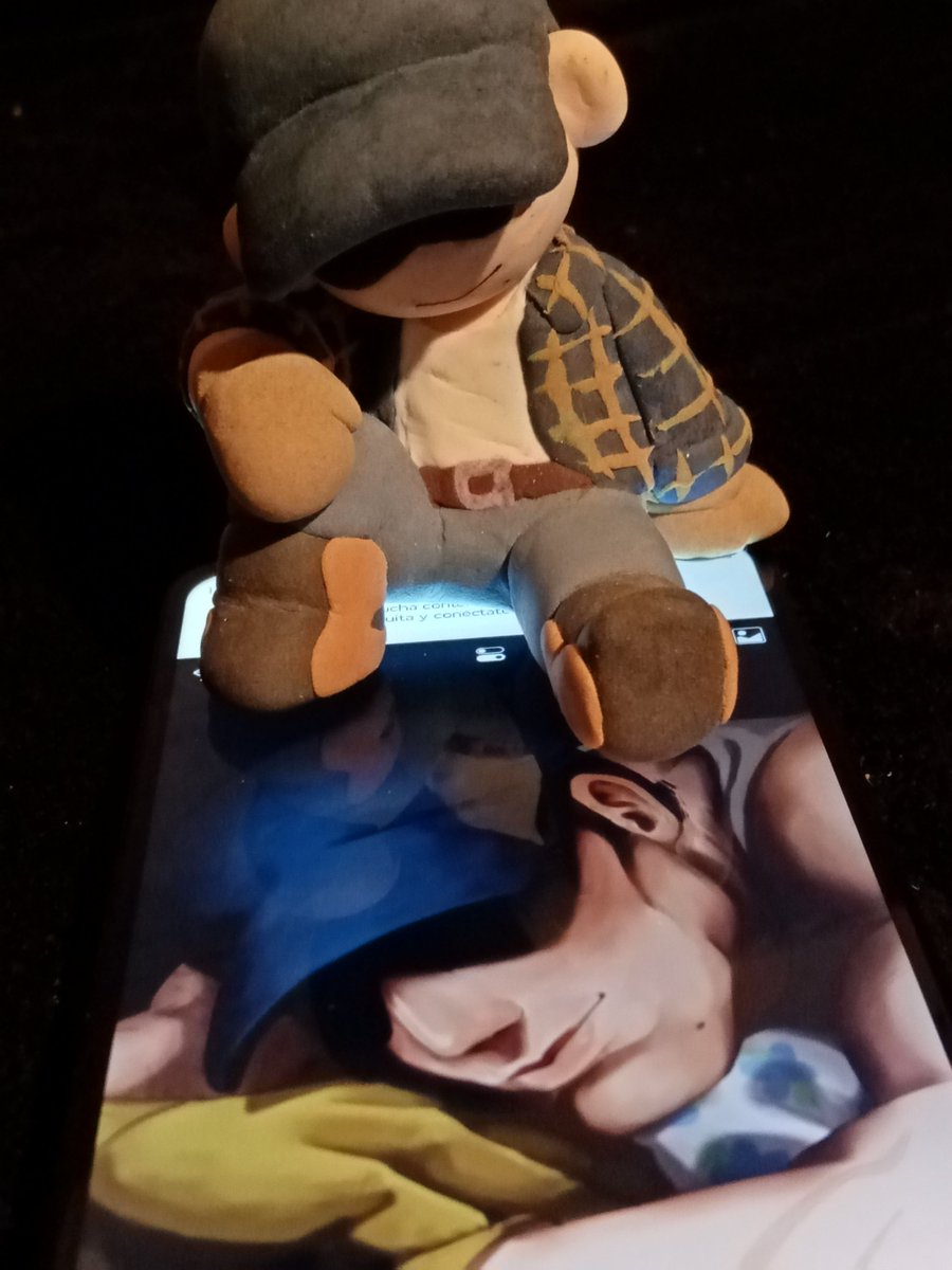 TortillaTHarina's tweet image. That little bastard watching me draw him
#w1wd