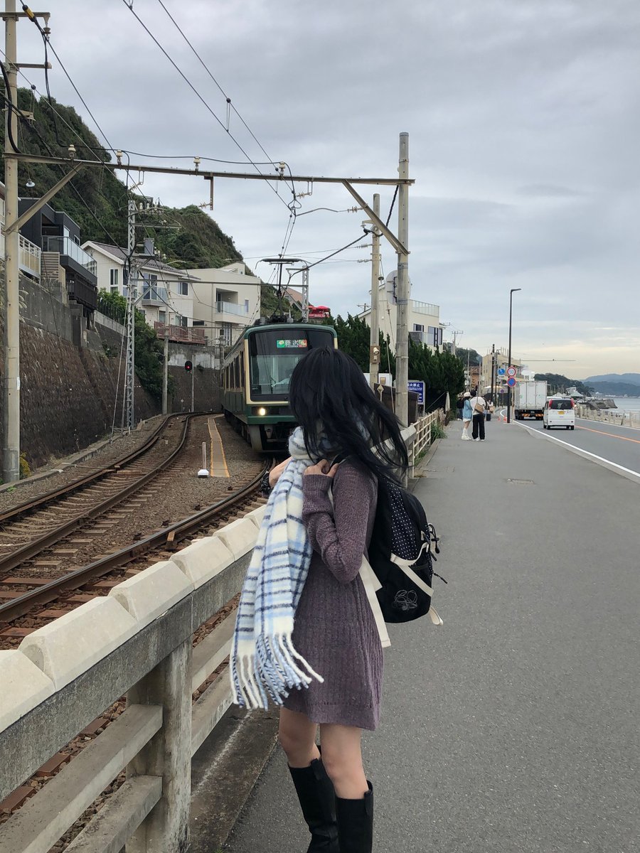 ahyeon pics tweet media