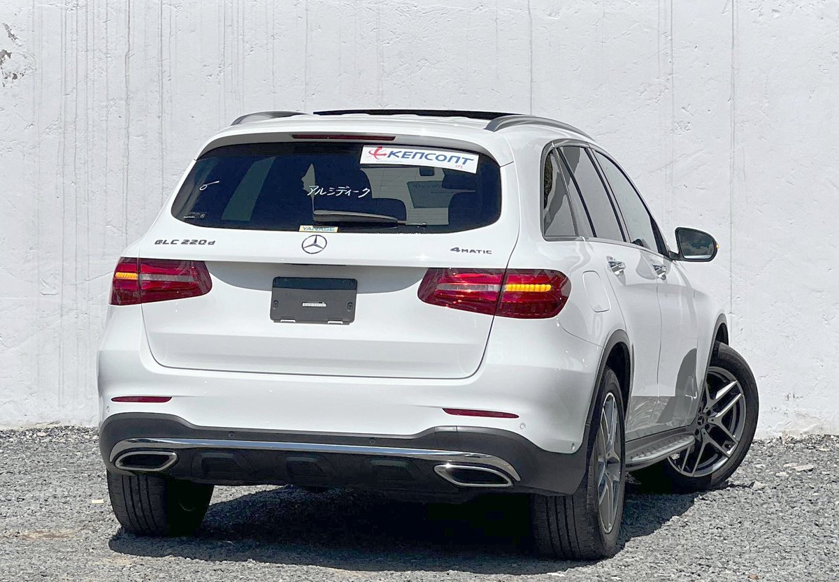 Unique Cars tweet media