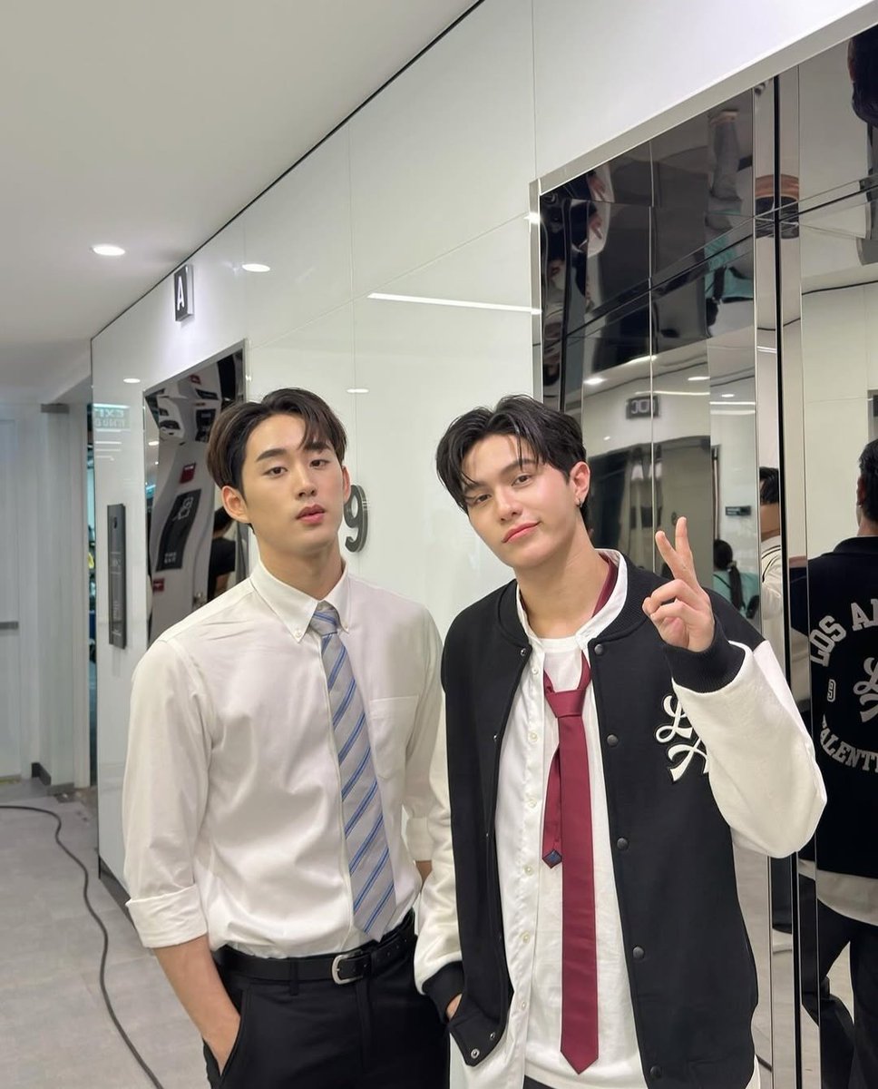 WilliamEst forever 🎸🦈_(fan account) tweet media