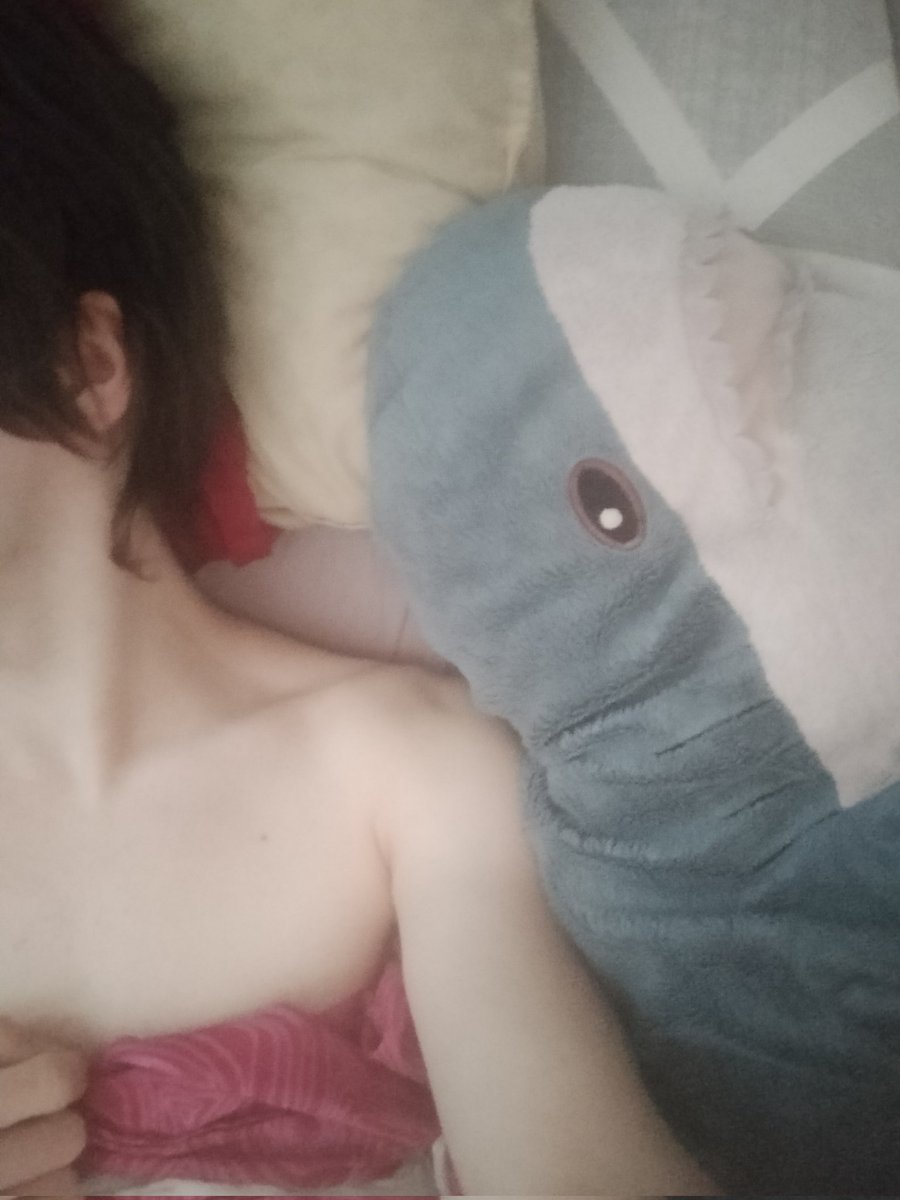 junehas0ideas tweet media