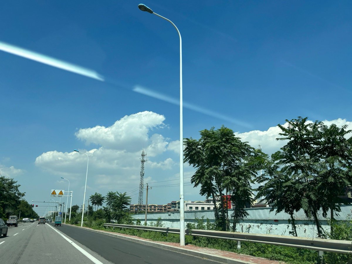 Laura Marie tweet media