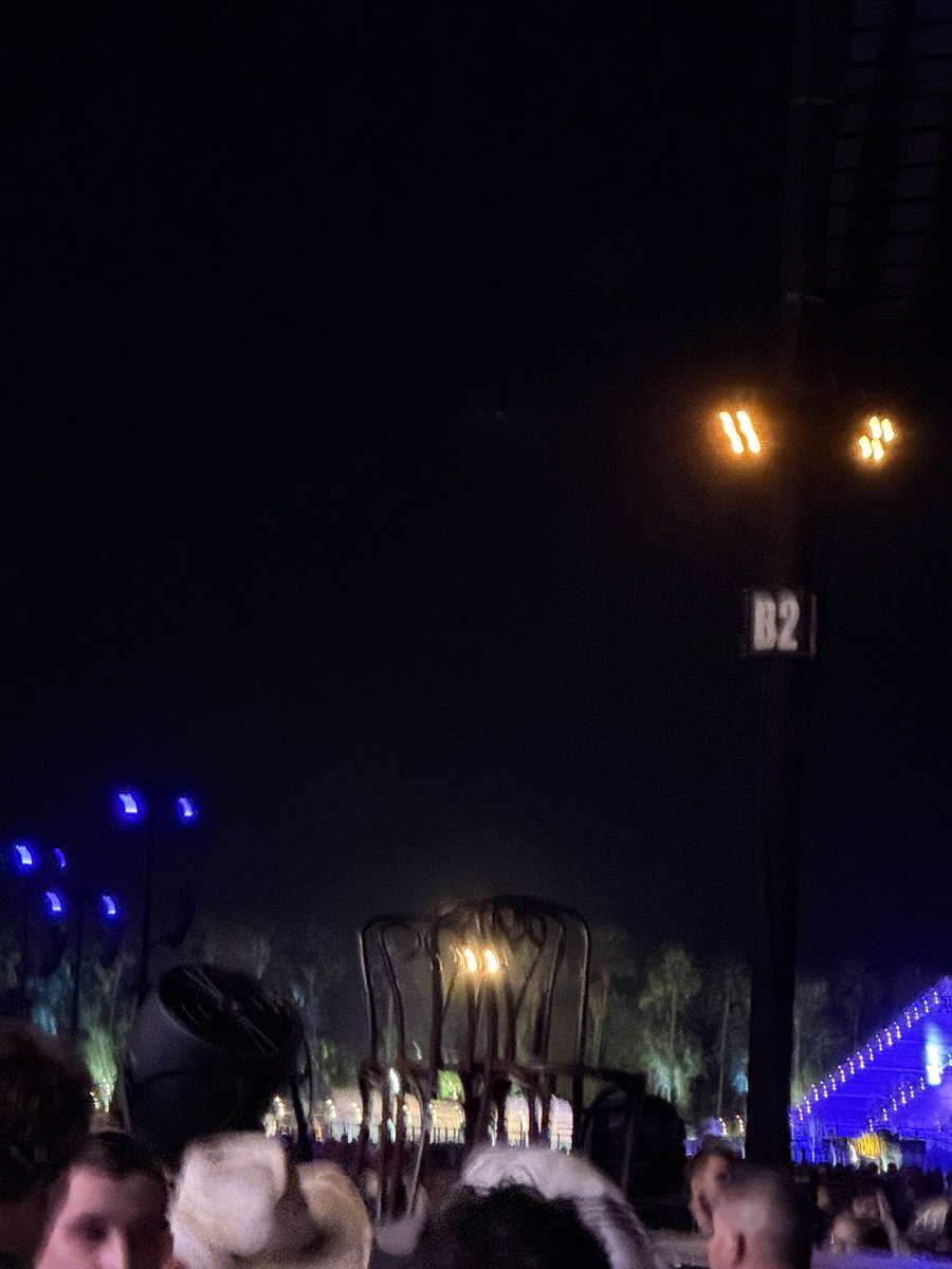 mariah 🐾 tweet media