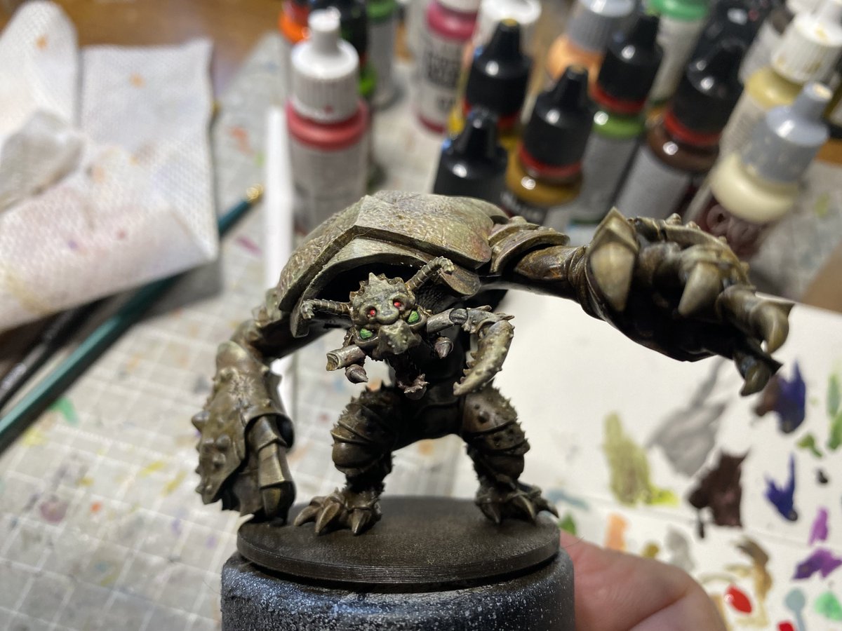 gomax20141's tweet image. 縁のハイライトと眼を入れました

アンバーﾆｷは、こよ蟲っぽい複眼が好きなんですよね〜