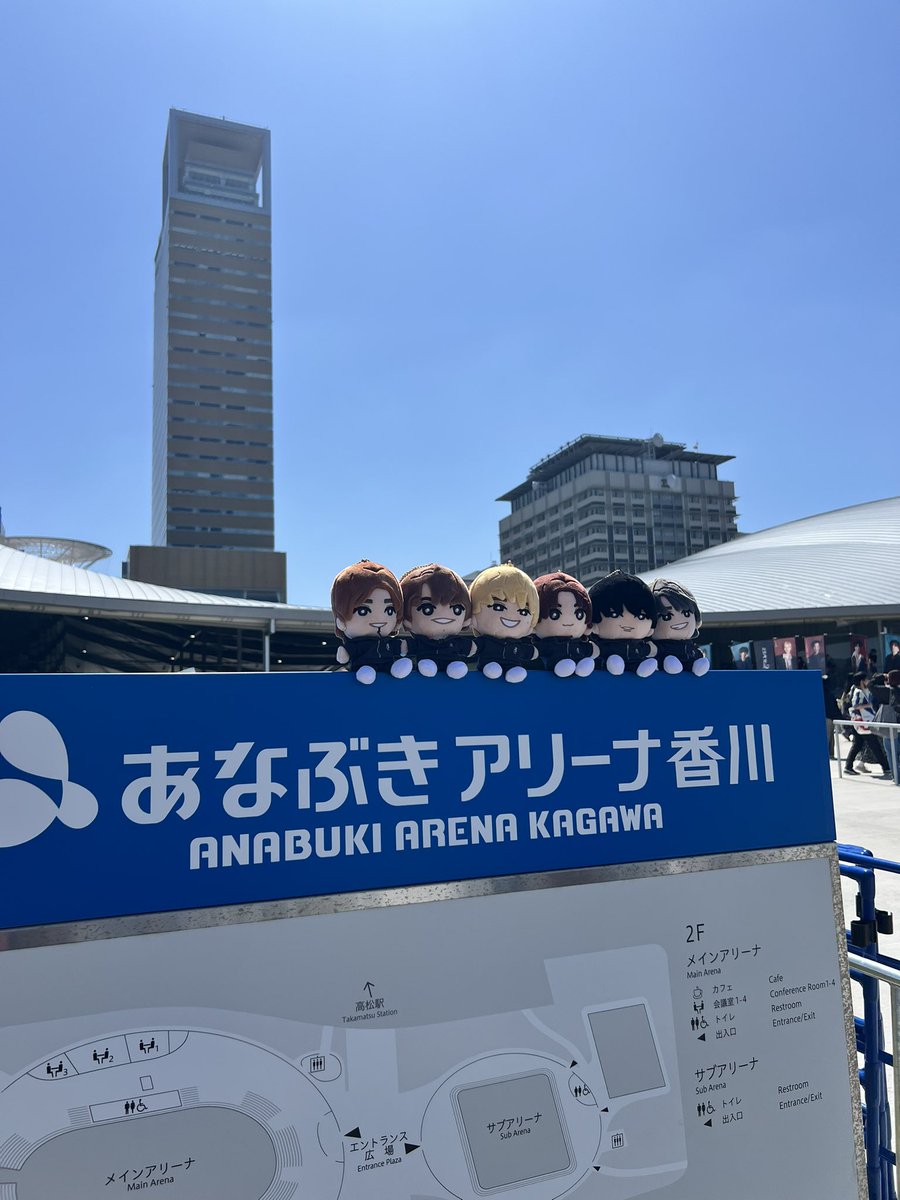 yui_0501st's tweet photo. しぬほどよかった🤦‍♀️🤦‍♀️🤦‍♀️
あなぶき良すぎる笑🥰🥰🥰
 #SixTONES 
  #MileSixTONES
 #あなぶきアリーナ https://t.co/nUUQ6lyN4Q