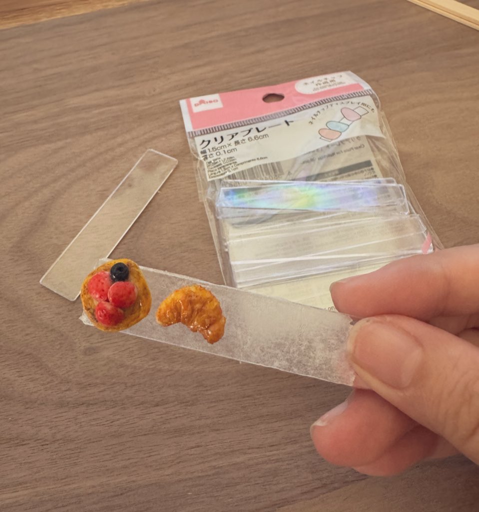 #手が写ってる模型を載せよう

あんまり手が写ってるの多くないけど
手が映るのよいですよねー
サイズ感がわかって小ささにきゅん🥰