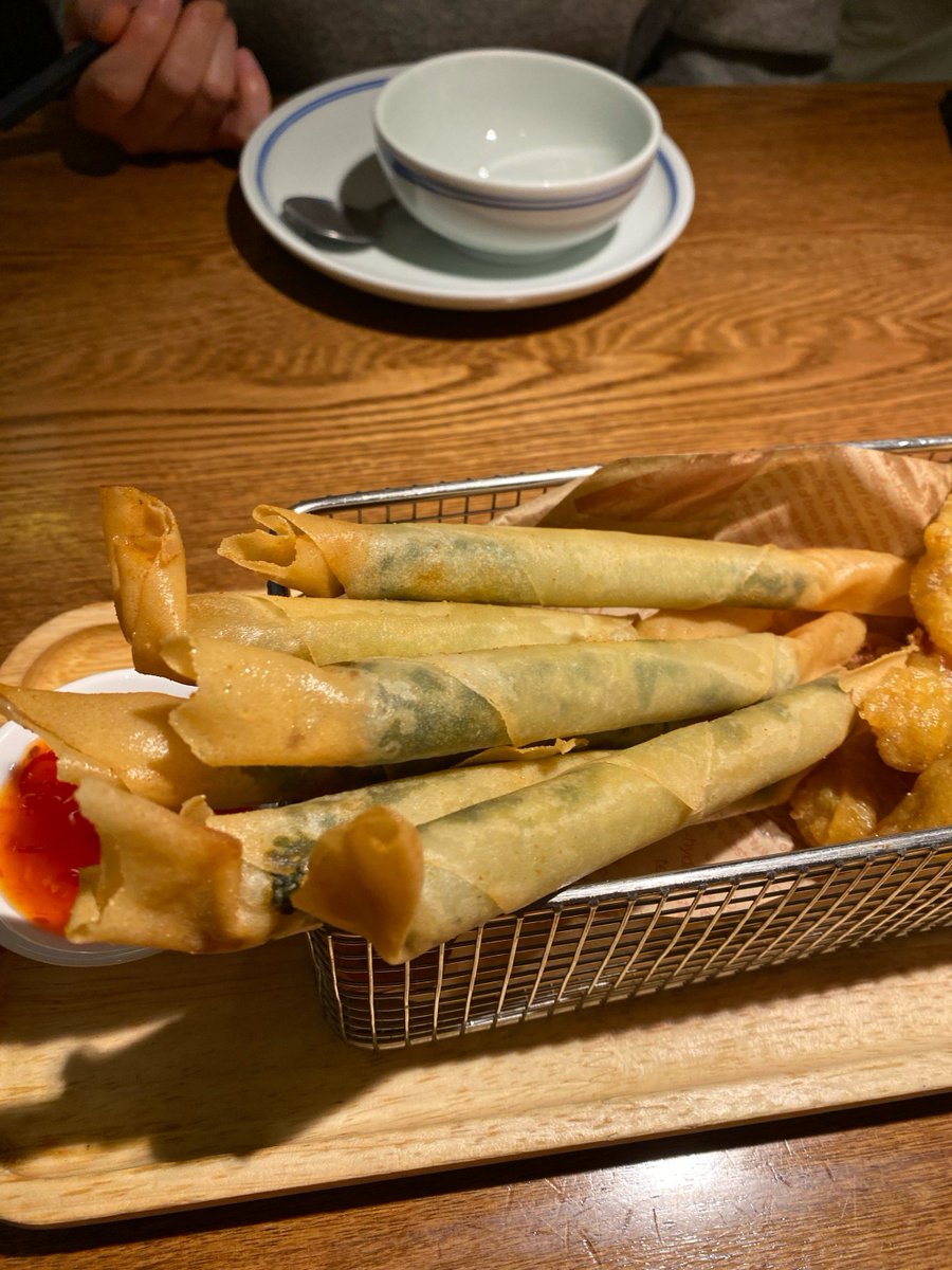Ryan_dopson's tweet photo. [Street food alert! Crispy fried spring rolls stuffed with veggies + pork, golden u0026 crunchy outside, juicy inside. Grab one for $2—your taste buds will thank you! ] https://t.co/mZ0yJWdoTa