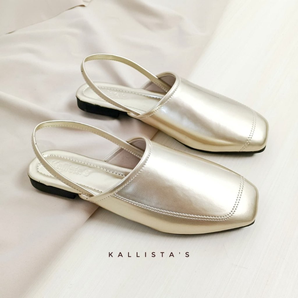 Im_Lhiya's tweet photo. Kallista's ~ Kayla sandal wanita slingback closed toe patent Hitam Flat Shoes https://t.co/E7lqutzg1g