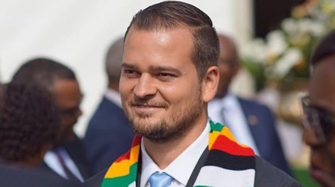 Zimbabwean-Xhosa 🇿🇼 🇲🇿 tweet media