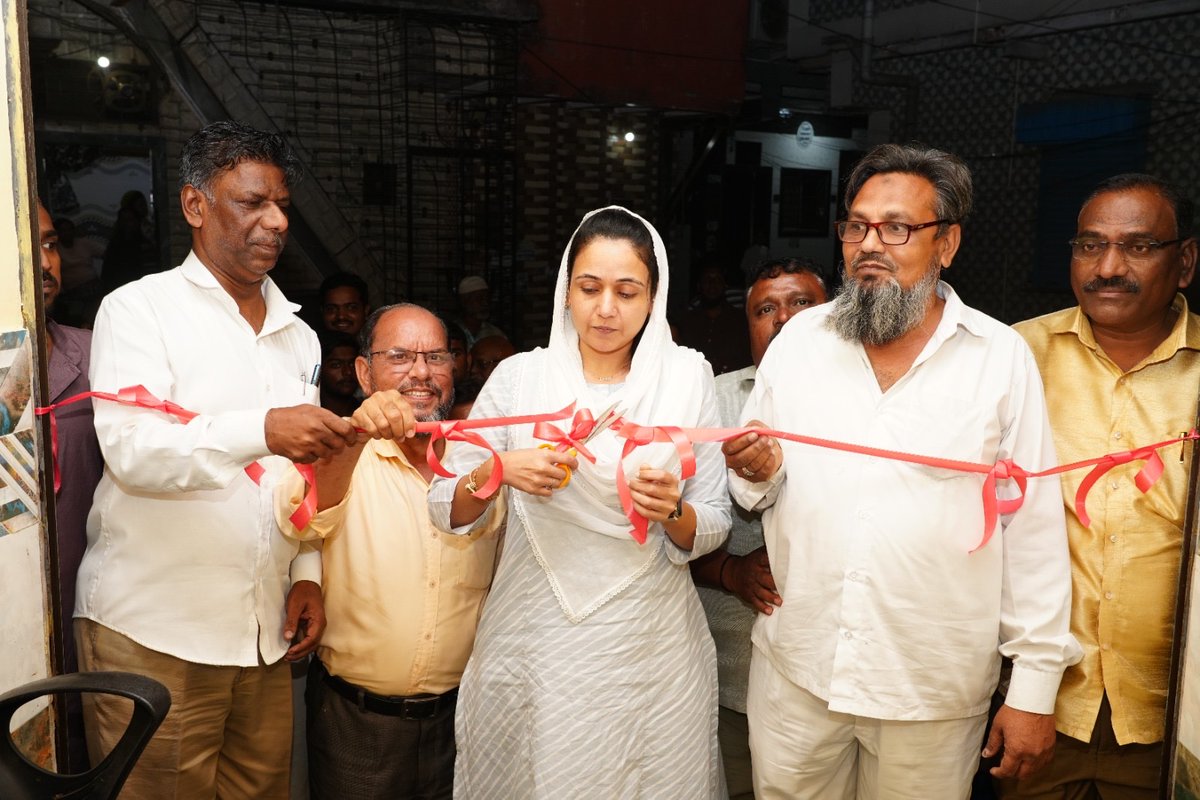 sanamalikshaikh's tweet image. Inaugurated the Poor People Welfare Trust. Wishing the team great success in their mission to support and uplift underprivileged communities and bring positive change.

📍 I Sector, A Line, Cheeta Camp, Trombay

#Inauguration #PoorPublicTrust #SanaMalikShaikh #MLA #Anushaktinagar