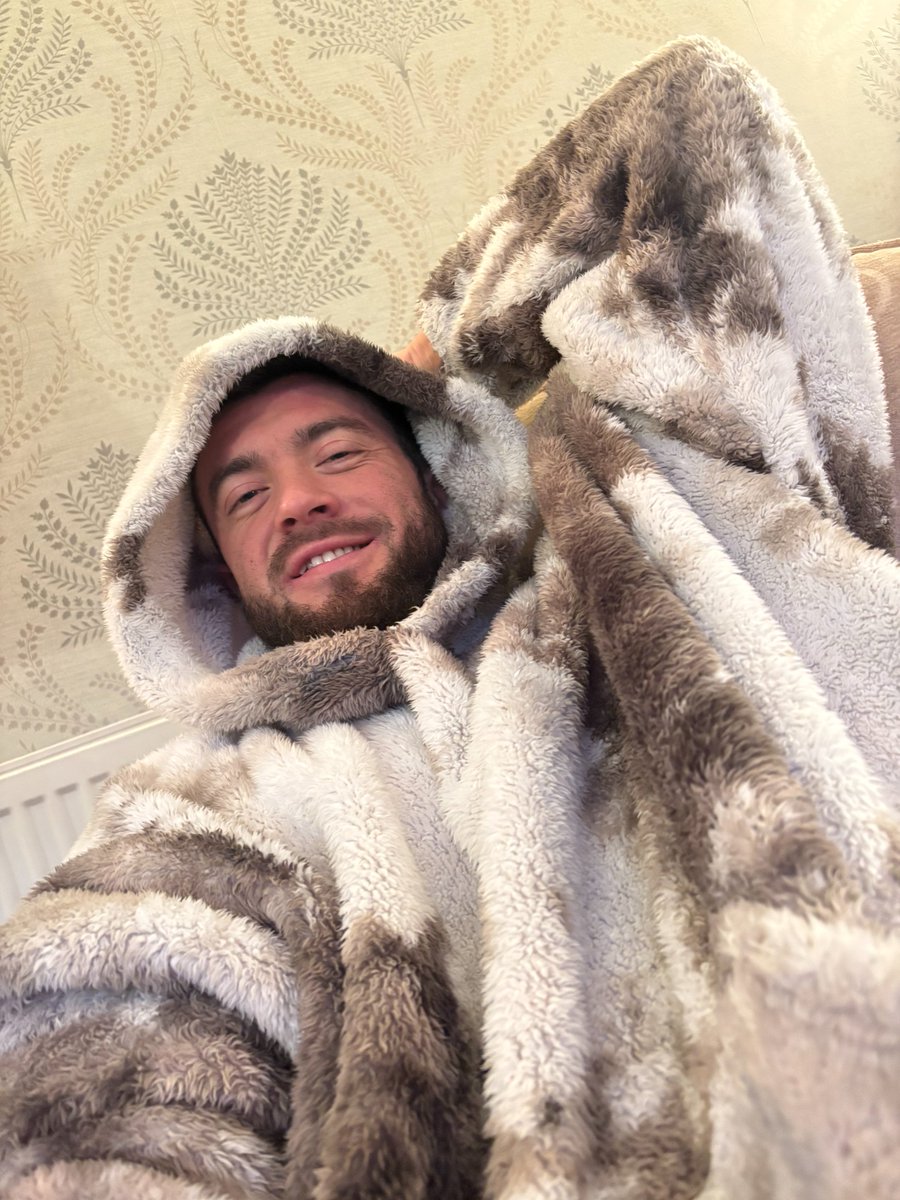 OFFICIAL JAMES HARDY tweet media