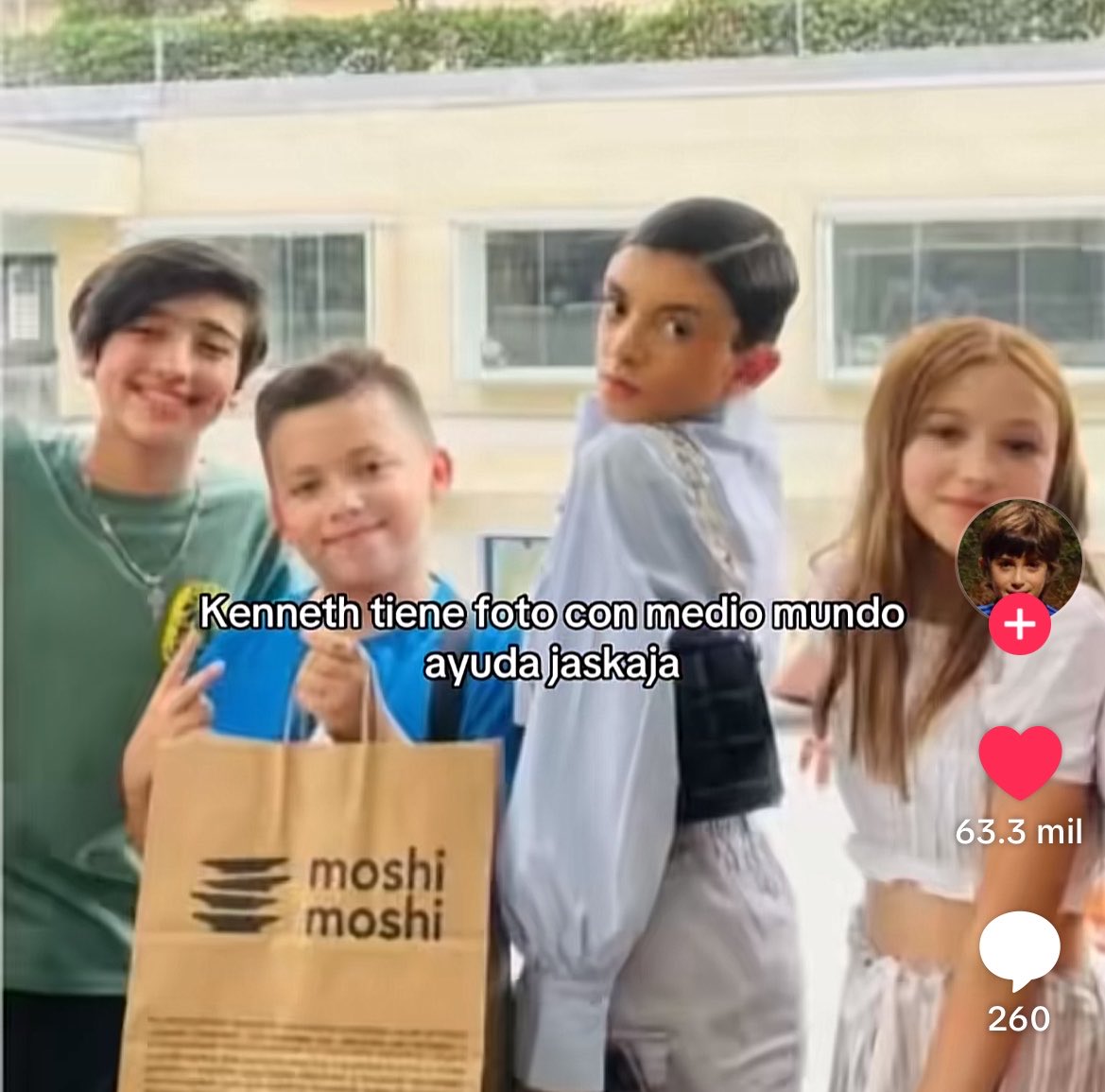 kenneth lavill el unico idol en tener una foto con la venenito 🙂‍↔️