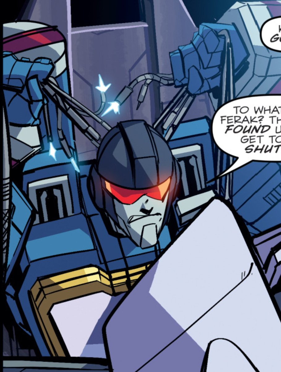Flora88Ng's tweet photo. #Transformers #Soundwave
... At this point, why not put your visor away too 😭 https://t.co/xVVRS8EpMx