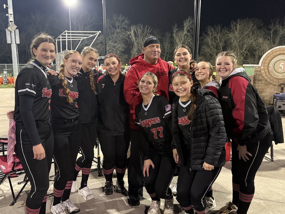 kerrigangaston's tweet photo. Thank you to Mike for being an amazing umpire once again!! @SluggersGroom @LadySluggersOrg https://t.co/GTmDwp9Eeg