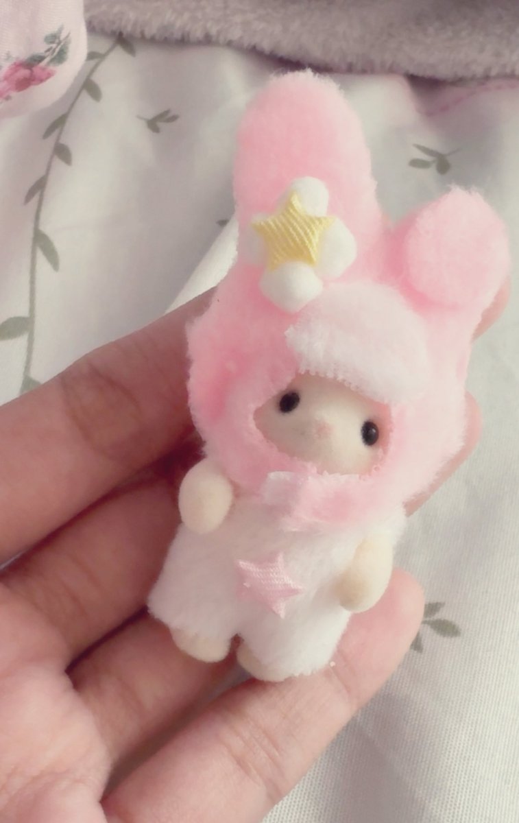 🅰️ little lily👸🏼💭₊˚ෆ 🐰ྀི mt after dm tweet media