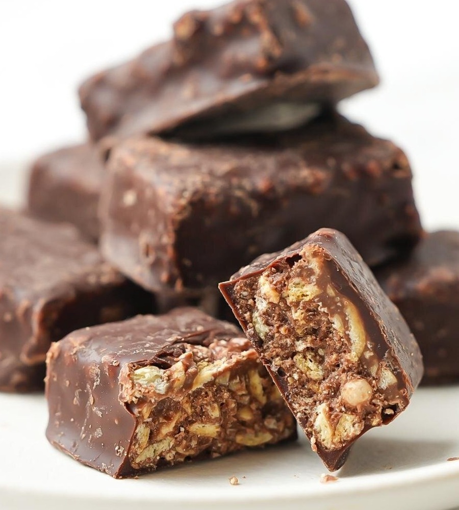 Fashion Press tweet media