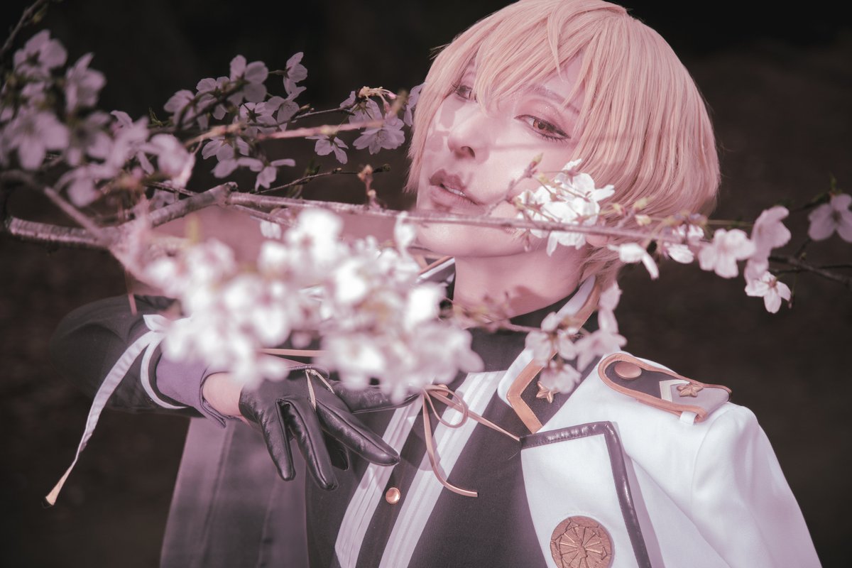 しづき tweet media