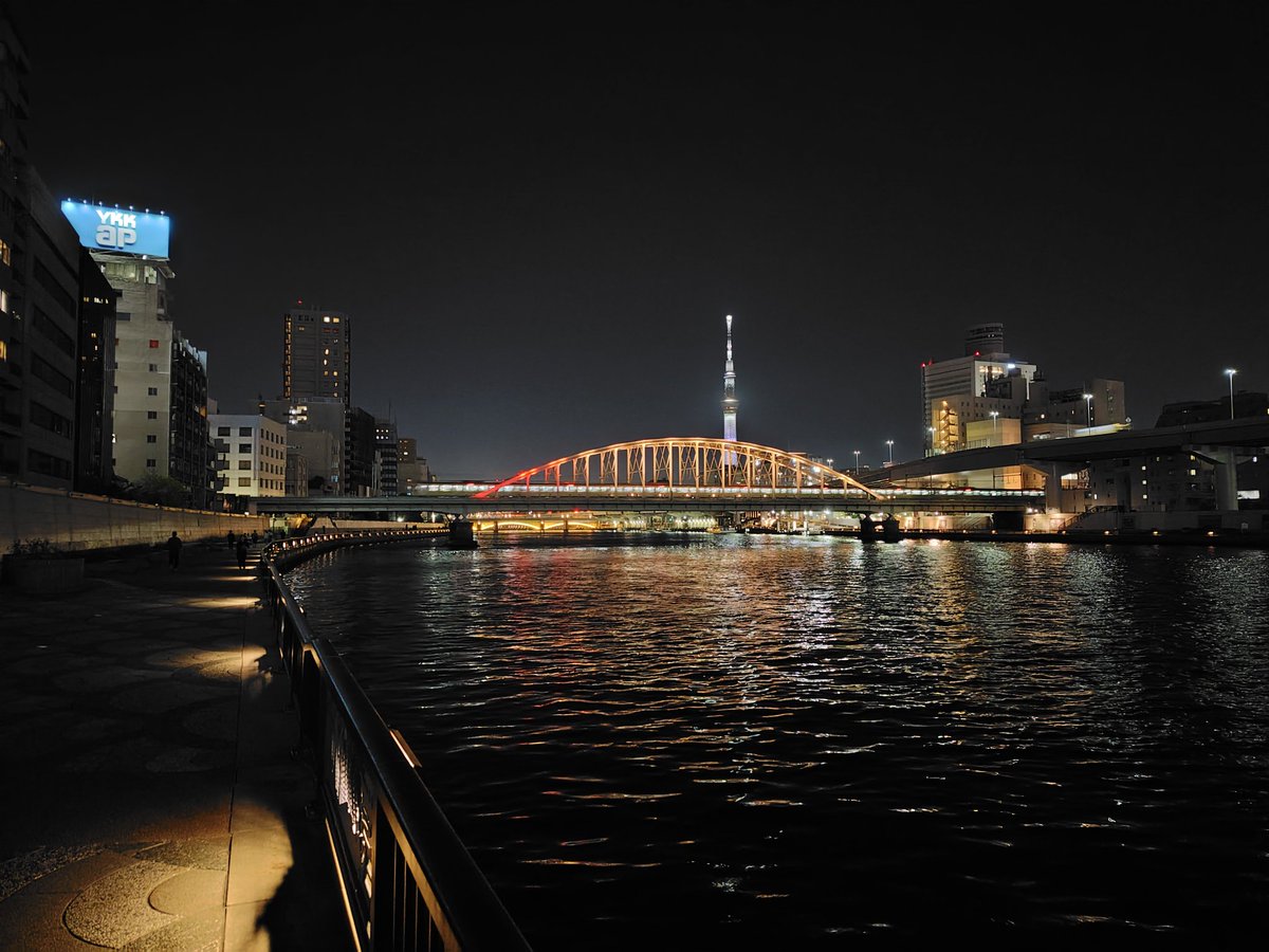 EX褌火山のK tweet media