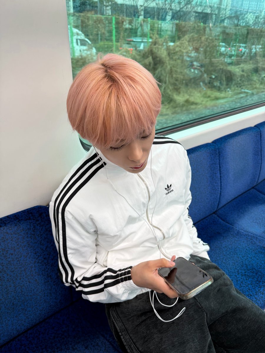 NCT WISH tweet media