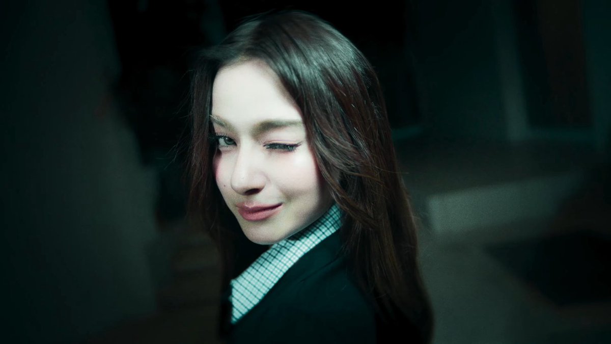 meanie’s 🐶🎨 tweet media