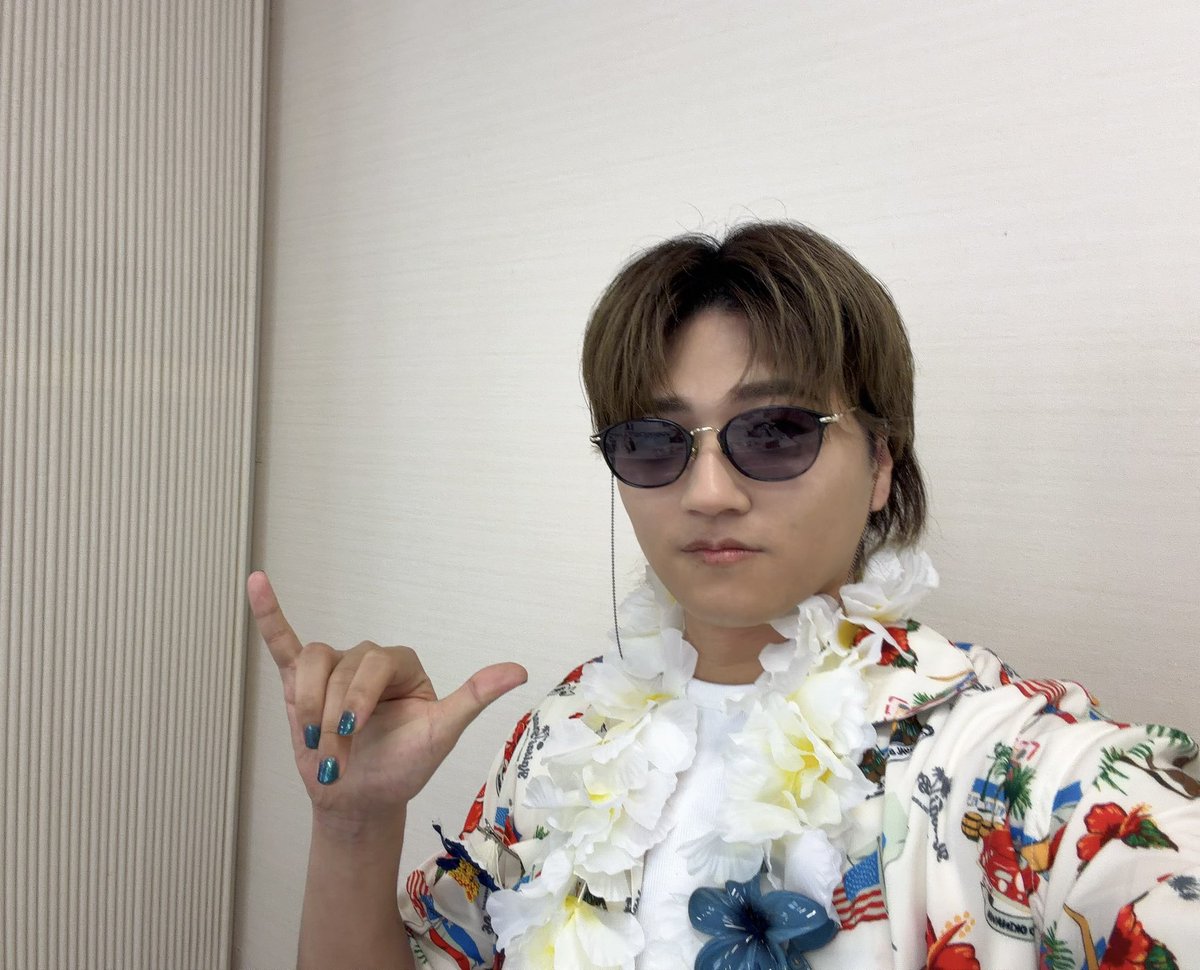 sonosuke_h's tweet photo. 沖縄、最高の思い出できました‼️
ありがとうございました😭‼️

いっぱい写真撮ったから後日投稿しようかなぁ☺️✨
#ナイチュー https://t.co/n2LsxYQ6sj