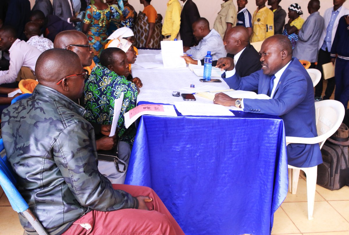 L’Assistant du ministre de <a href="/MiniJustice_BDI/">Ministère de la Justice de la République Burundi</a>, Parfait Hatungimana, a invité les acteurs de la justice à mener des investigations approfondies avant toute décision. Il les a exhortés à bien accueillir les justiciables pour leur rendre justice.
