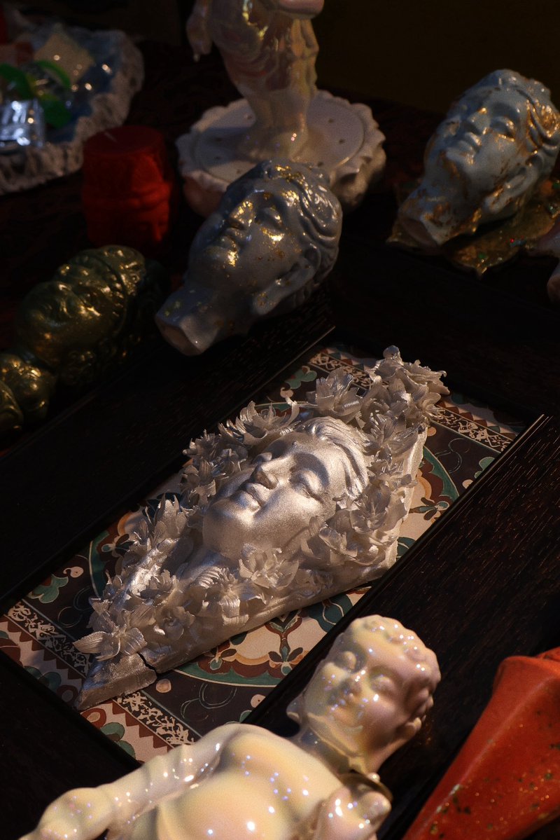 Witchwithparrot's tweet image. 老作和新作一起

#ceramic #雕塑 #仏像 #陶瓷雕塑 #buddha  #pottery #porcelain