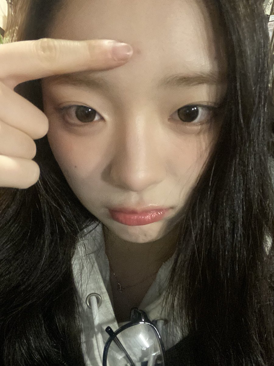 e.ji thinker ✿ tweet media