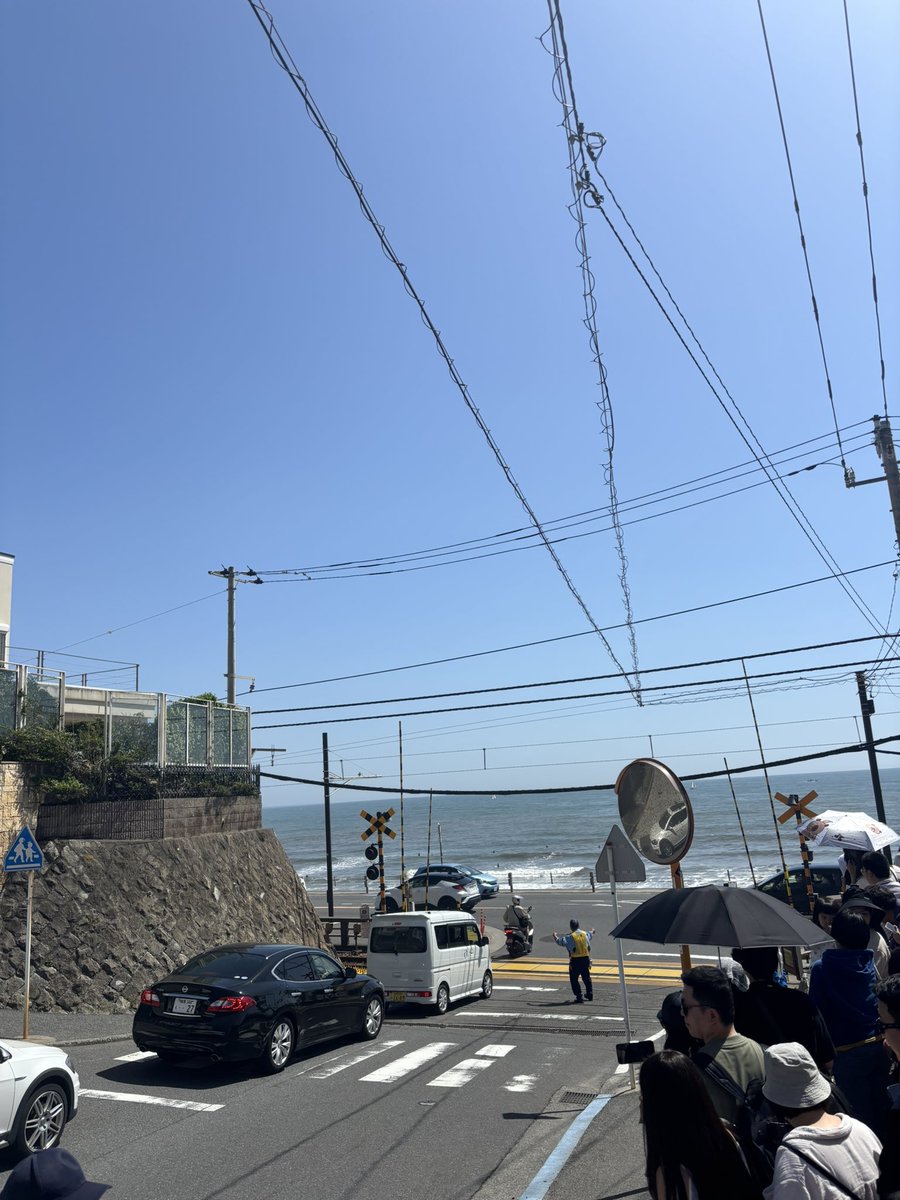 『 Iván 』 tweet media