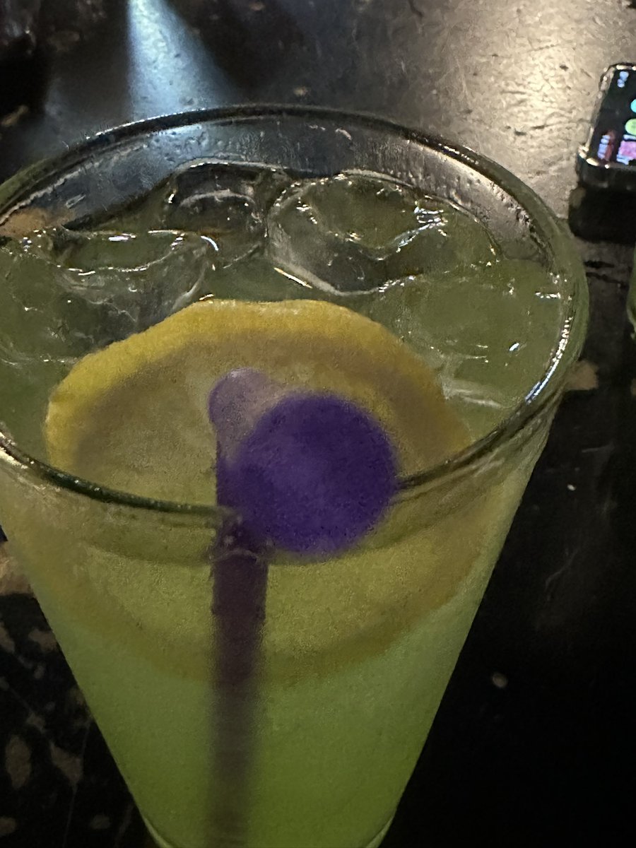 •̅_•̅ tweet media