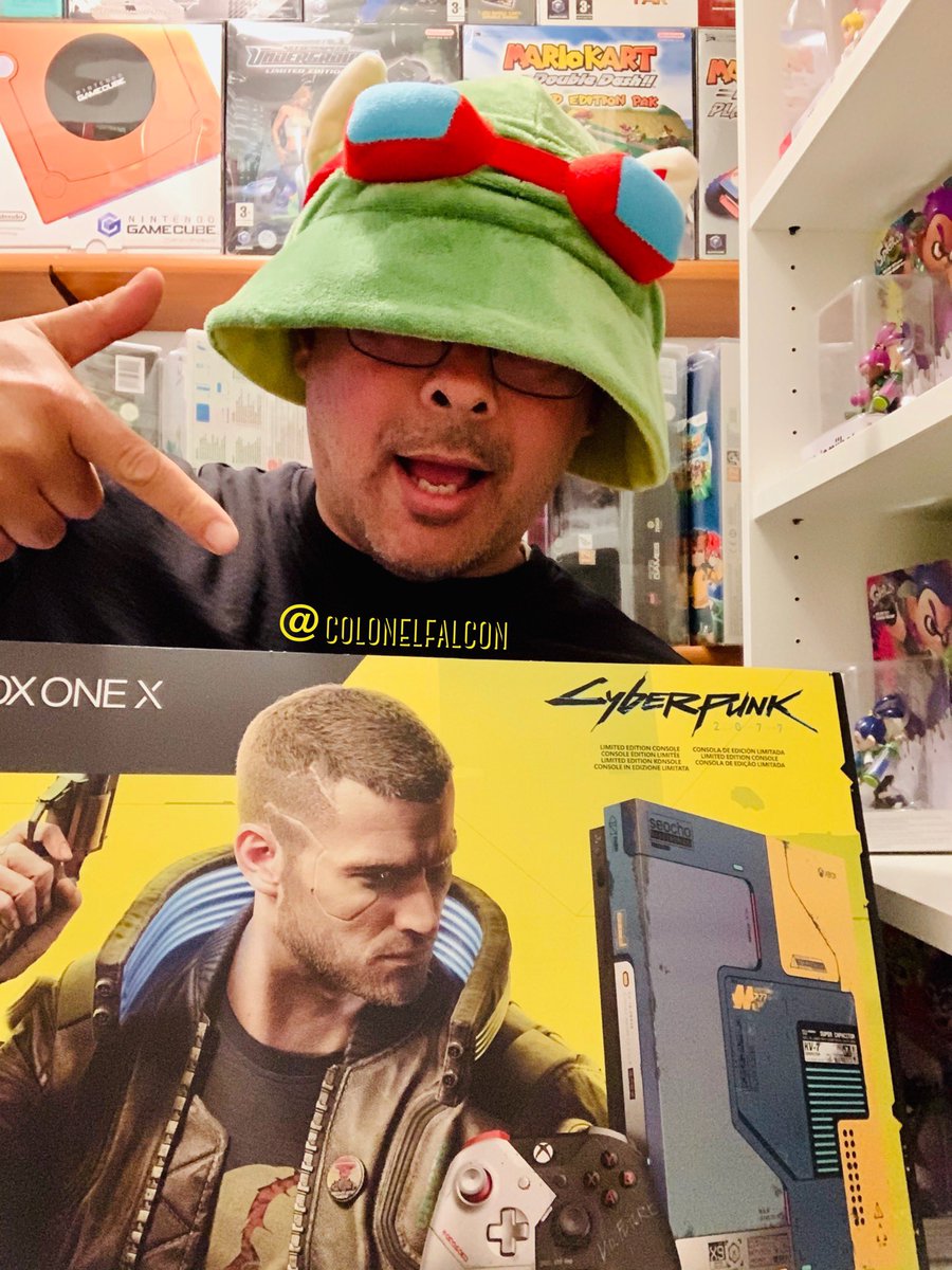 ColonelFalcon's tweet image. 🆂🆃🅾🅿 
🅵🅰🅻🅲🅾🅽 🆃🅸🅼🅴

They call me the bundle master! Show us some of your box variants! 

#gaming #RetroGaming