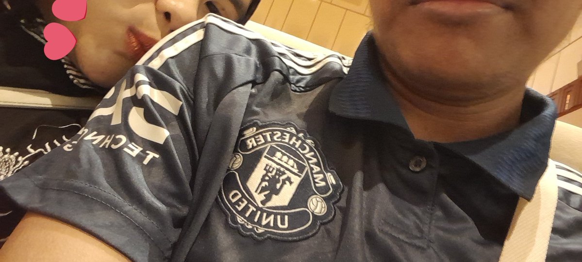 bukan es teh arinda gopekan!! tweet media