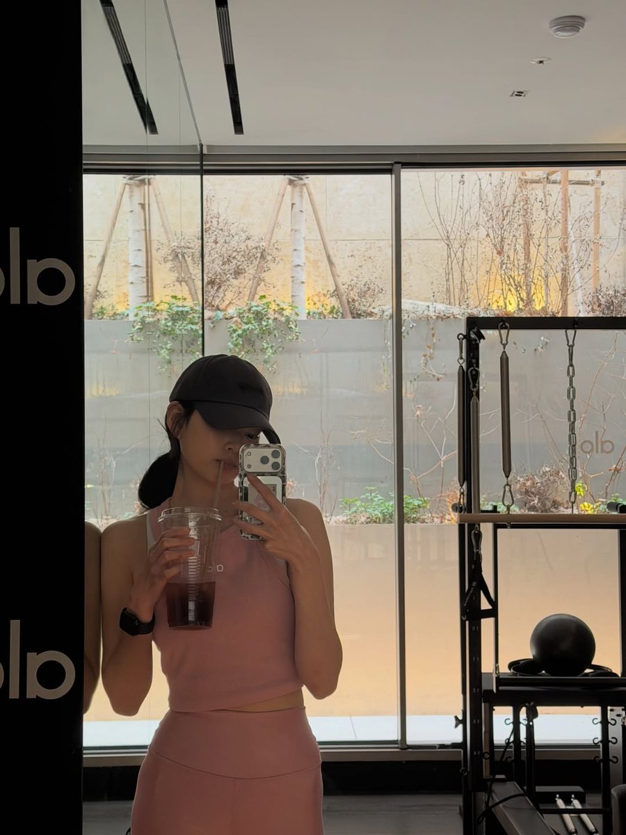 민주저장소 tweet media