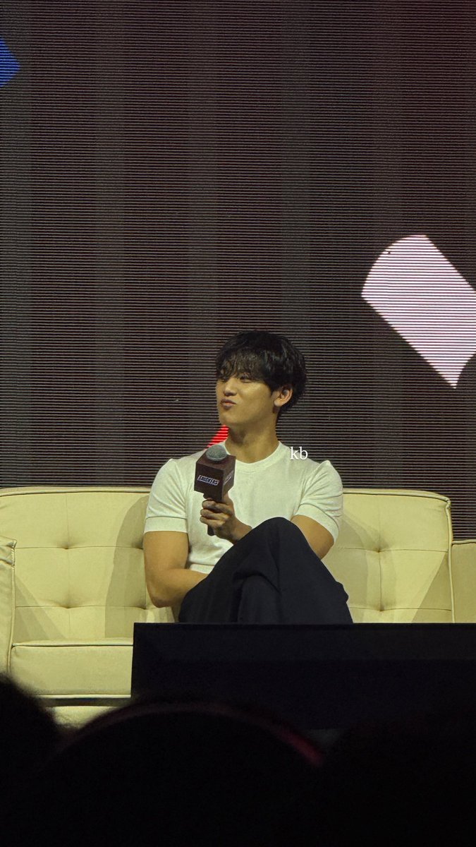 kb ◡̈ tweet media