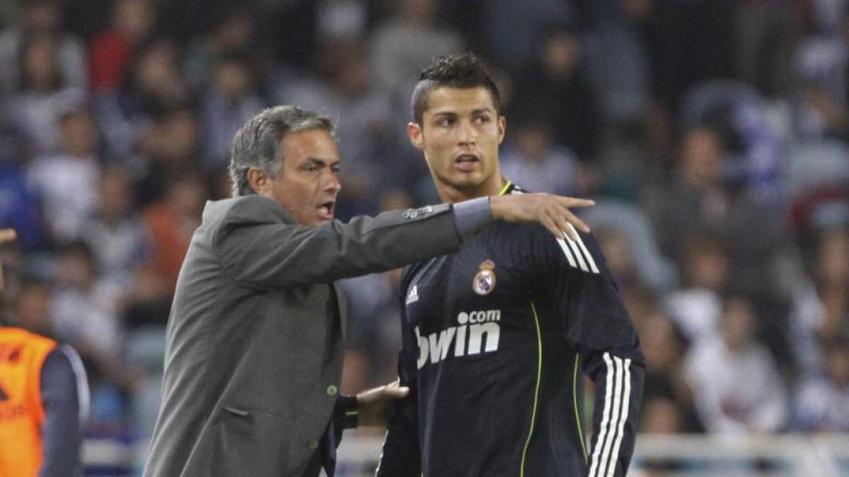 ᴍᴀɴᴜ. tweet media