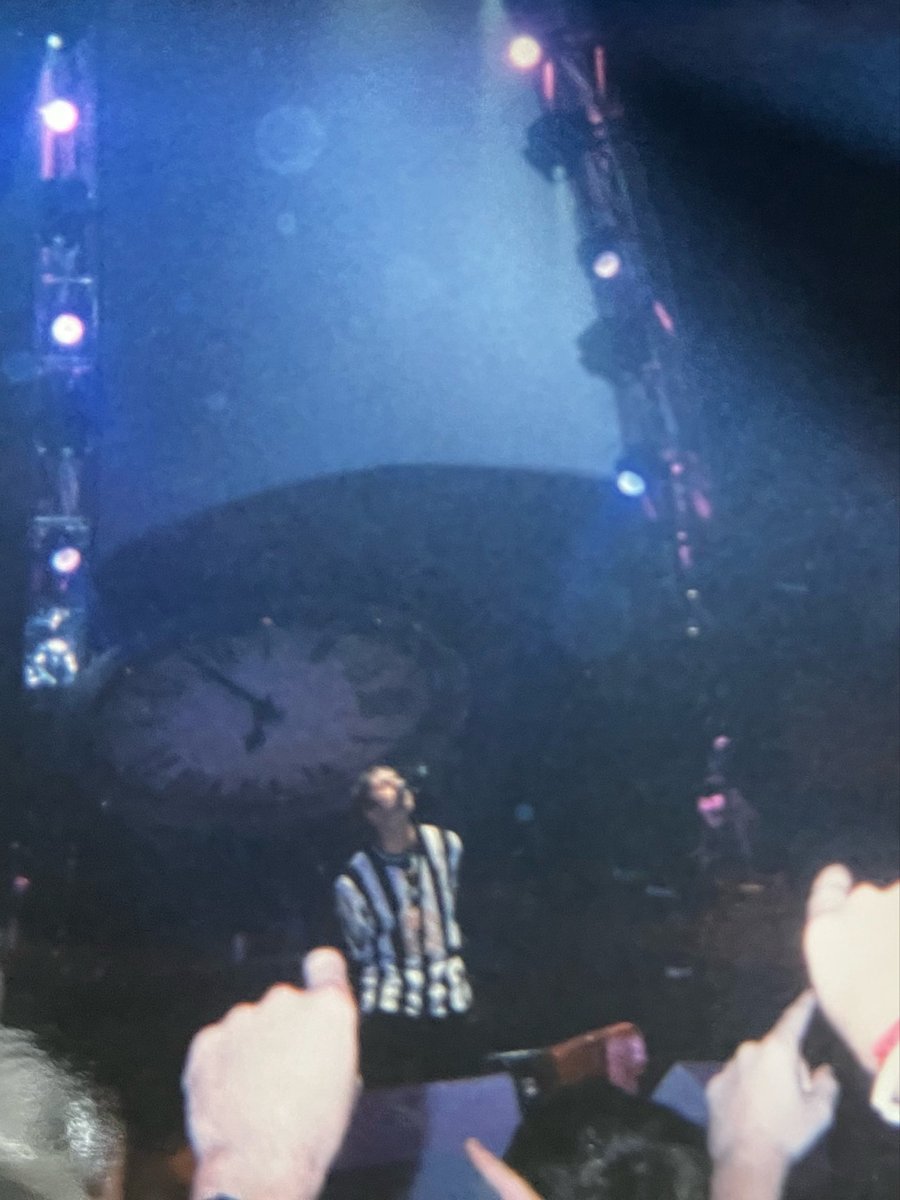 Oasis Podcast tweet media