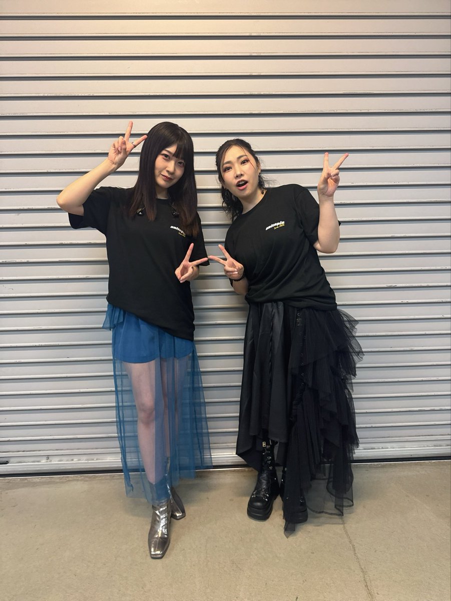 zaxic_r's tweet photo. anitopia@大阪zeppなんば
ありがとうございました！
エイルちゃん、お誘いいただきありがとう😭✨✨田中有紀ちゃん、鈴木このみちゃんもとっても素晴らしいパフォーマンスで刺激うけまくりー！｡ﾟ(ﾟ´ω`ﾟ)ﾟ｡

また会う日まで❣️おおきに〜 https://t.co/GArXhTXcu3
