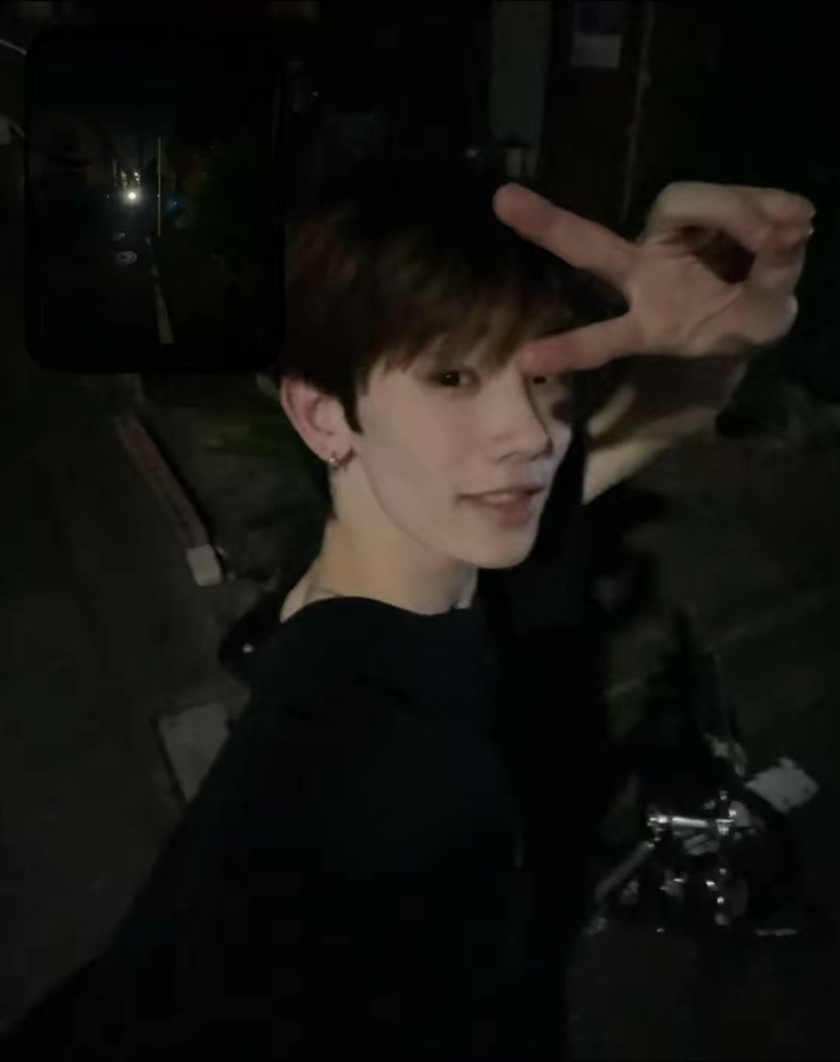 りんご tweet media