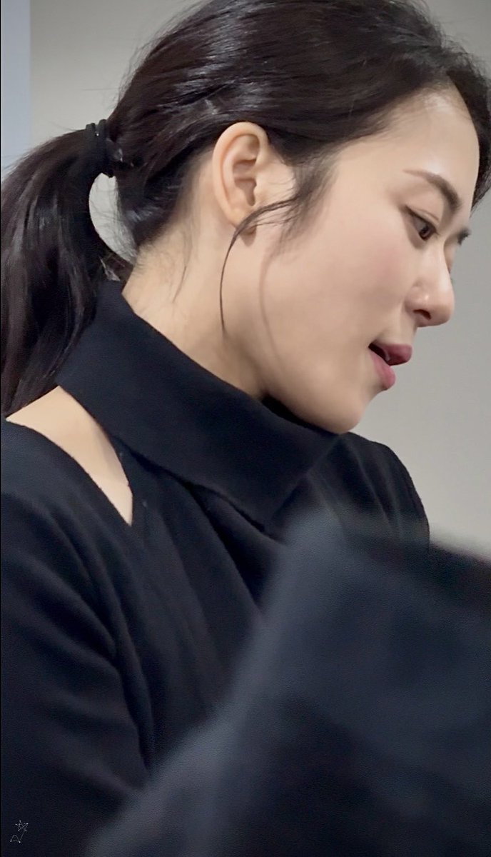 이엥덕 tweet media