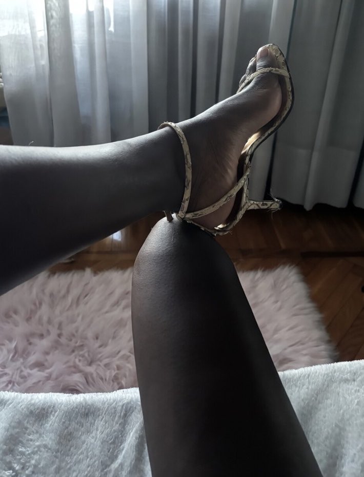 Goddess Klea ♛ tweet media
