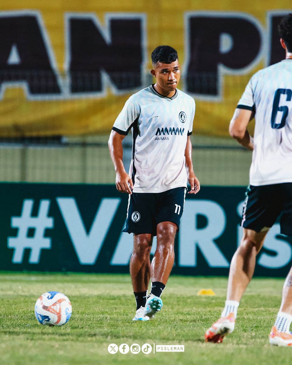 PSSleman's tweet image. Panaskan kaki jelang laga malam ini.🔥

#PSS #COSE #PSSday #BaritoVsPSS