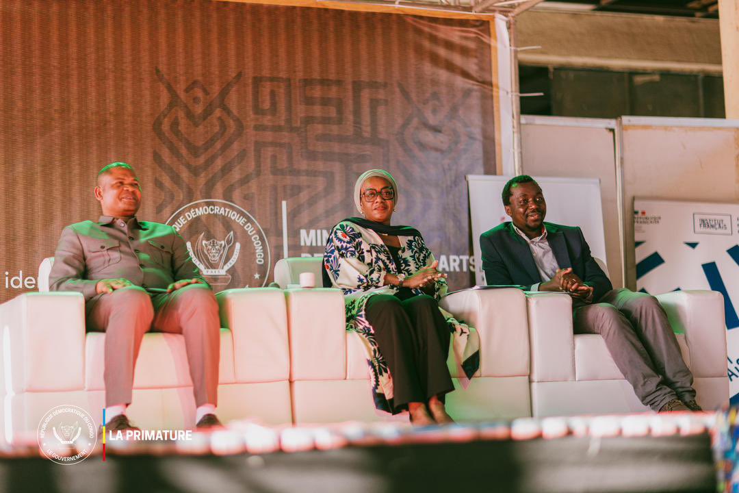 PrimatureRDC's tweet image. #Culture #FestivalAmani
10 avril 2026 | La Première Ministre, Cheffe du Gouvernement, Judith Suminwa Tuluka, a procédé au lancement officiel de la 11ᵉ édition du Festival Amani, à Lubumbashi, placée sous le thème « RE-DEVENIR ».

Sa tenue à Lubumbashi s’inscrit dans une