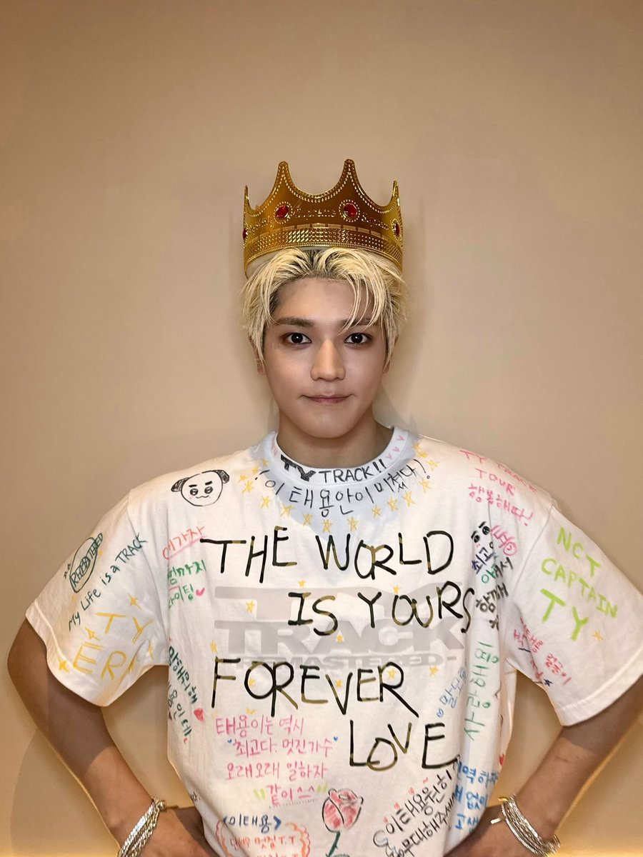 เสื้อพร้อมข้อความให้กำลังใจคือรางวัลของคนเก่งในแต่ละทัวร์สุดๆ ชอบมากๆ อยากให้มีทุกคน 🥹